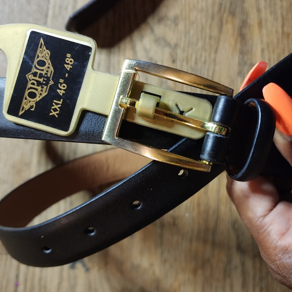 Sz XXL 46-48. Sophos genuine leather belt.  New.  Black